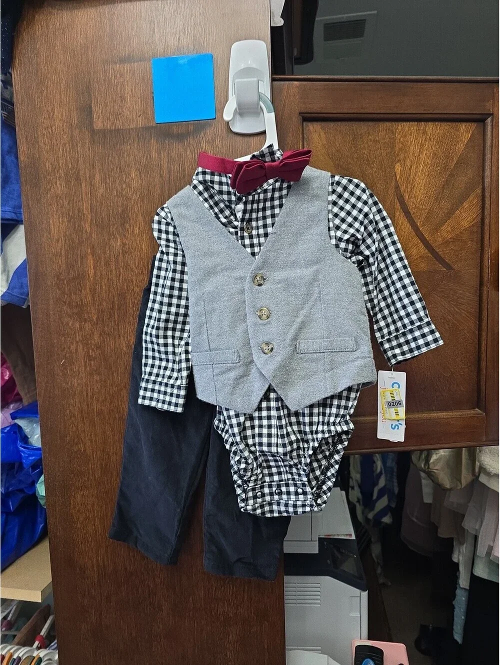9m brand new suit from carter's item, 206G4